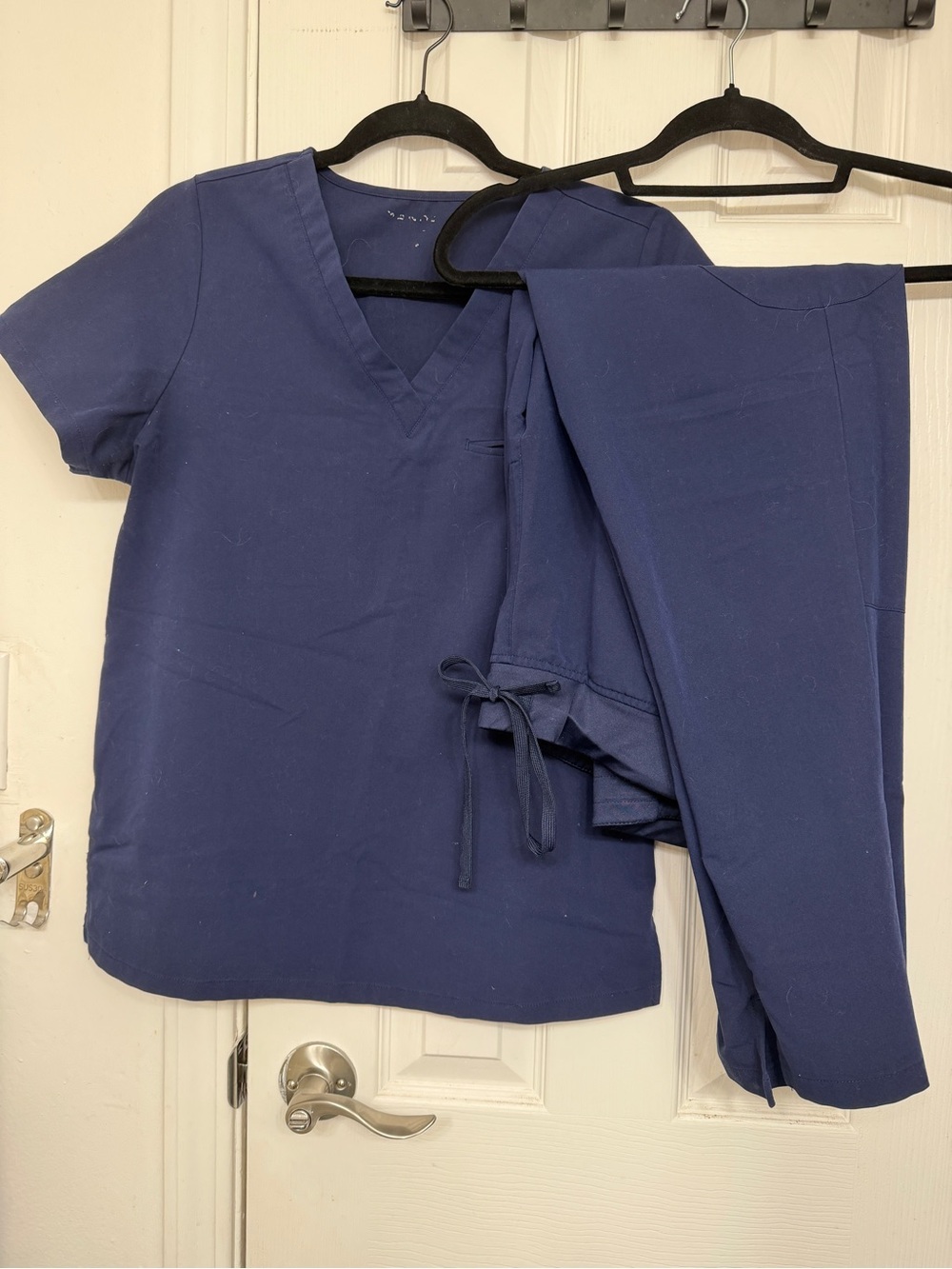 Mandala NAVY Scrub Set (small top, medium bottom)